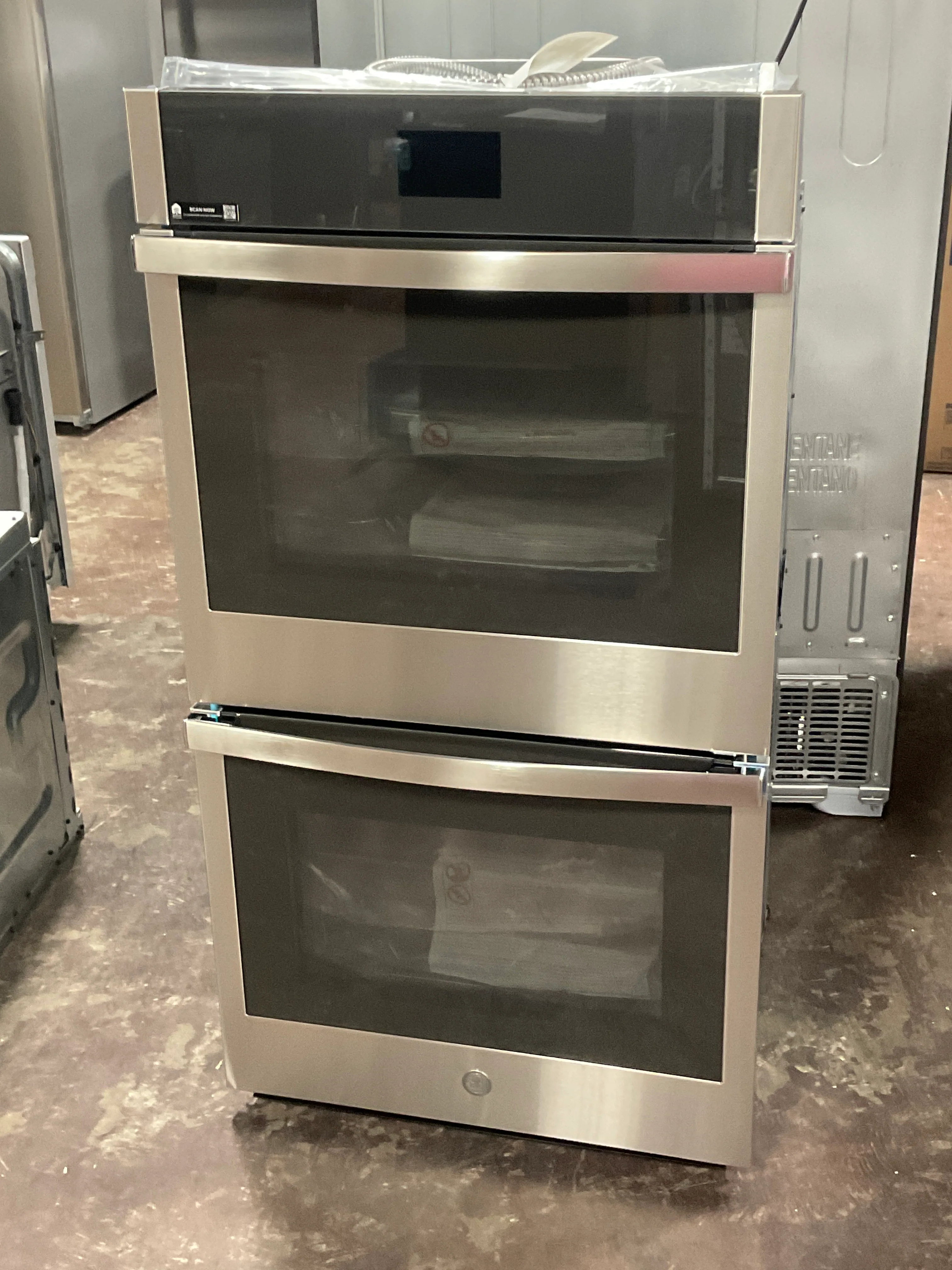 GE GE® 27" Smart Built-In Convection Double Wall Oven with No Preheat Air Fry - Image 6