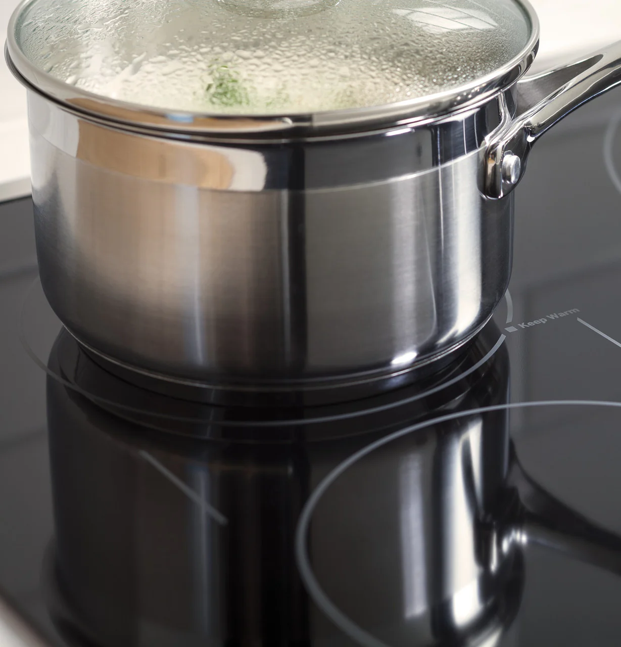 GE Profile™ 36" Built-In Knob Control Cooktop - Image 5