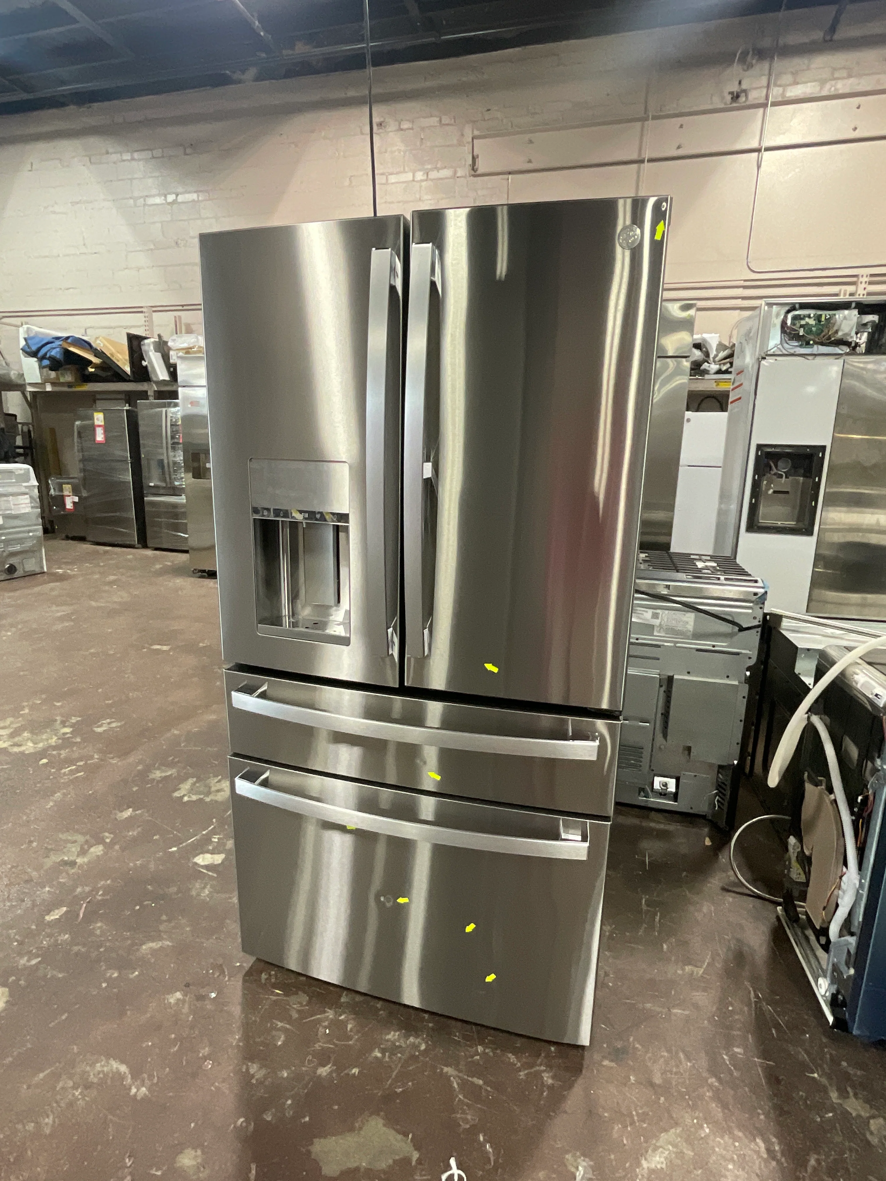 GE Profile™ ENERGY STAR® 27.9 Cu. Ft. Smart Fingerprint Resistant 4-Door French-Door Refrigerator with Door In Door - Image 16