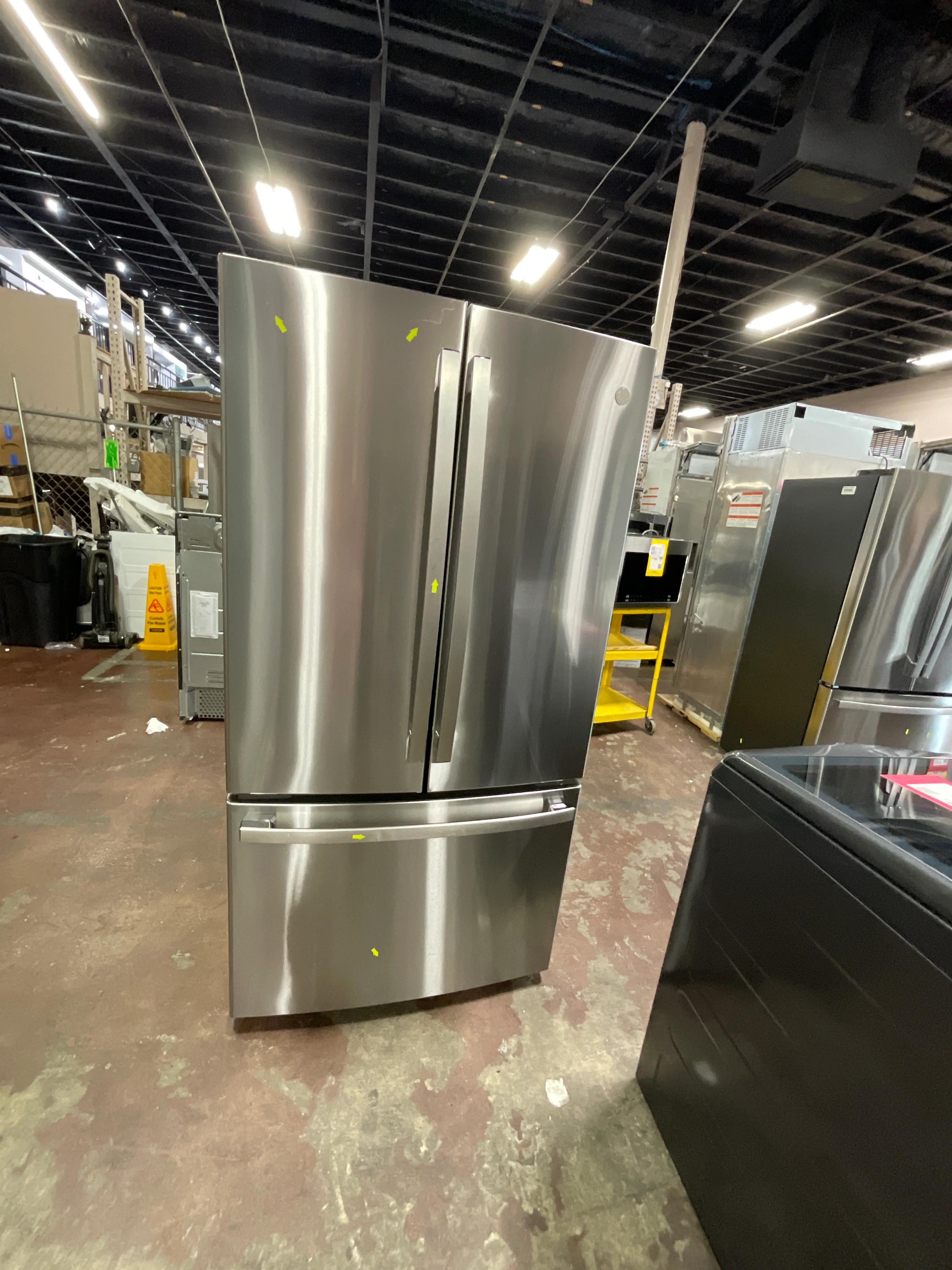 GE Profile™ ENERGY STAR® 23.1 Cu. Ft. Counter-Depth Fingerprint Resistant French-Door Refrigerator - Image 9